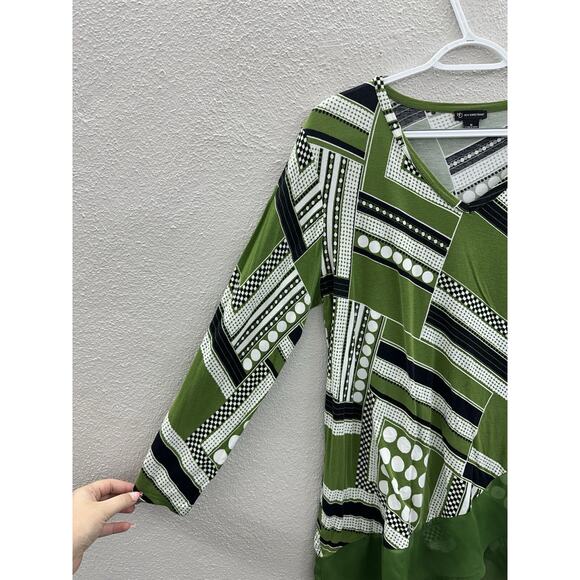 New Direction Womens Tunic Size Medium Green Abstract Long Sleeve - Picture 2 of 10